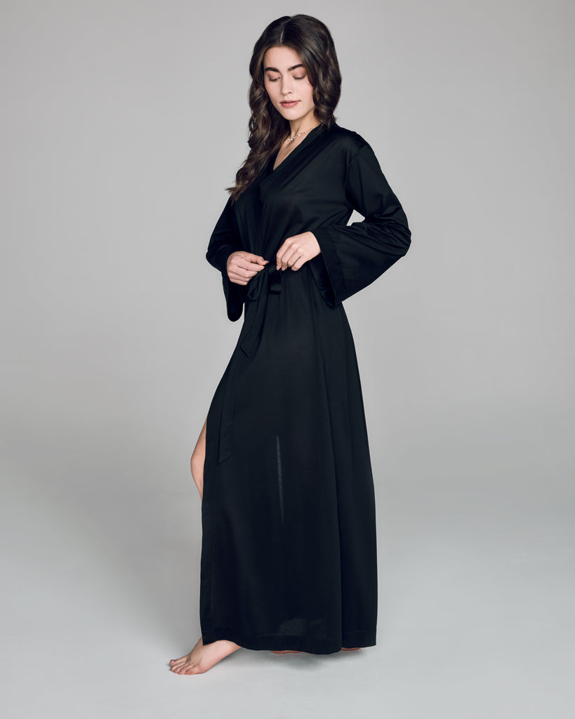 Aromatique's ultra-fine tenjuku cotton robe has a unique open-back design with long sleeves and a draped fit