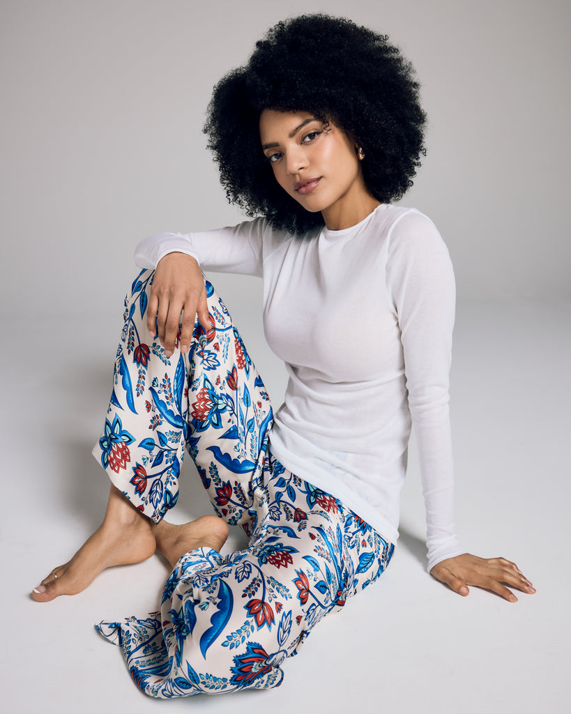 Classic white long-sleeved tee from Aromatique is made from the highest quality Filoscozia cotton