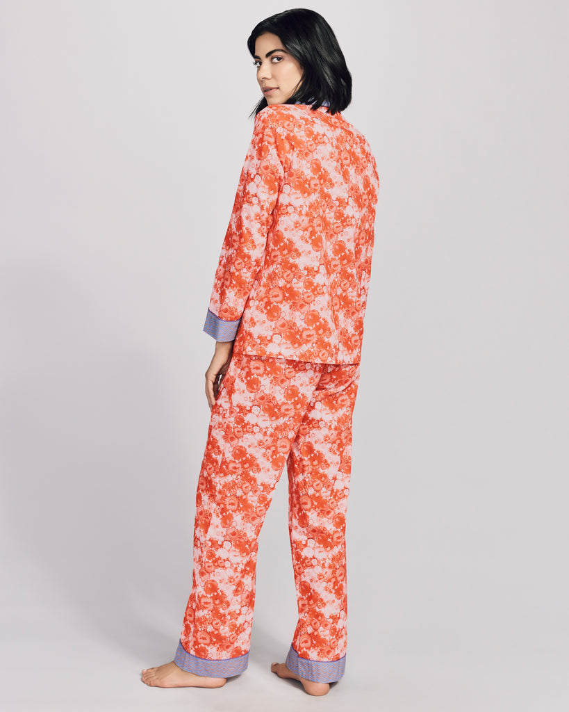 The Tokyo Aka slim-cut trouser from Karma on the Rocks has an elasticized waist and contrast trim at the cuffs