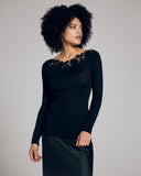 The lightweight rib of Boglietit's Brianna long sleeve will stretch to hug every curve, hitting at the hip on most