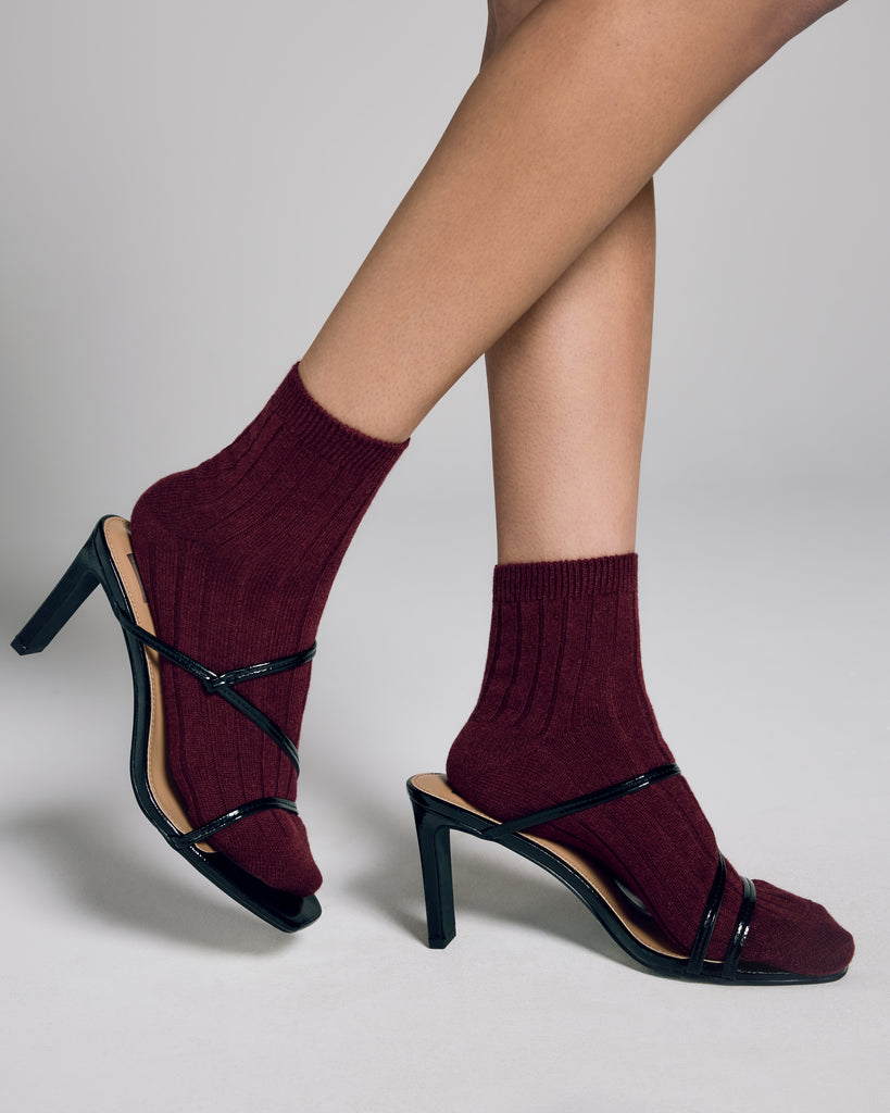 Bresciani Red Cashmere Ankle Sock